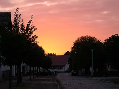 Abendrot &uuml;berm Pietzpuhler Weg 10/2005